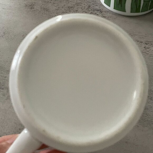 Vintage Green Asparagus Spears White Ceramic HBBZ Brand Coffee Mugs Set Four - Picture 7 of 8